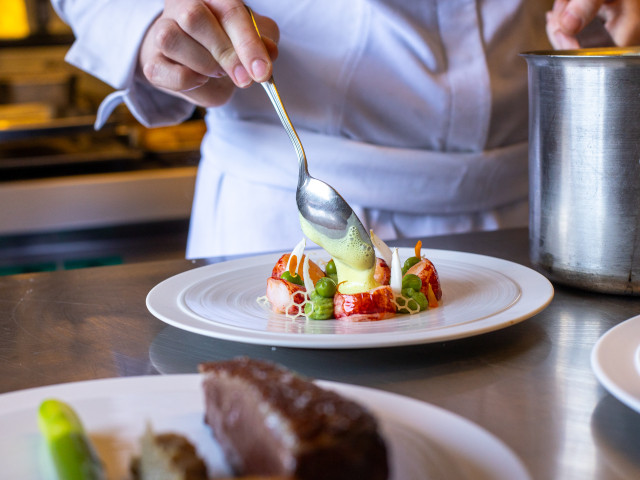 Le Dauphin Homard bleu